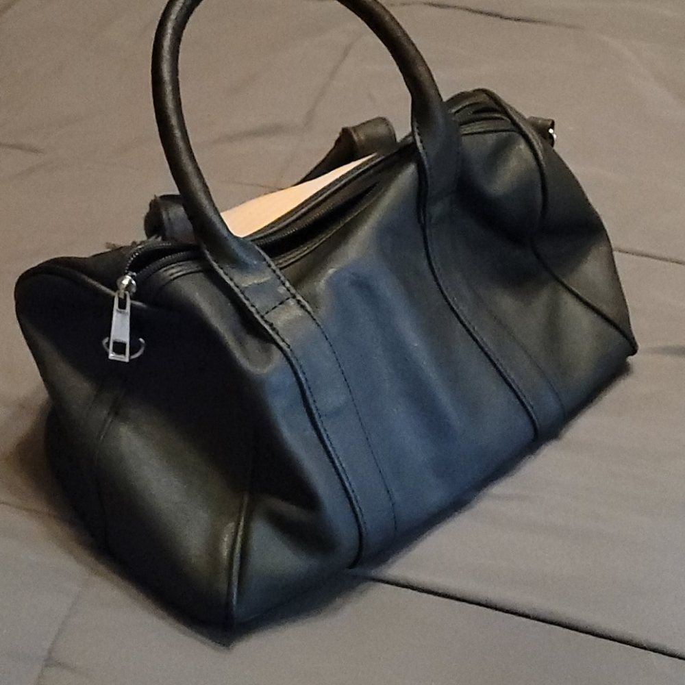 Handbag - Picture 2 of 3